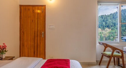 Vamitag Inn | Kufri Room Type - Cozy Forest View Room