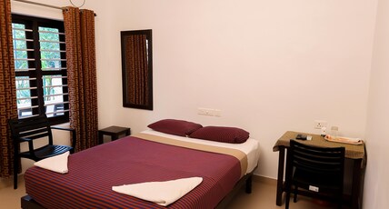 ILLIKKALAM LAKESIDE COTTAGES Kumarakom Kerala Room Type - Standard AC Double Room ILLIKKALAM LAKESIDE COTTAGES Kumarakom Kerala Room Type - Standard AC Double Room