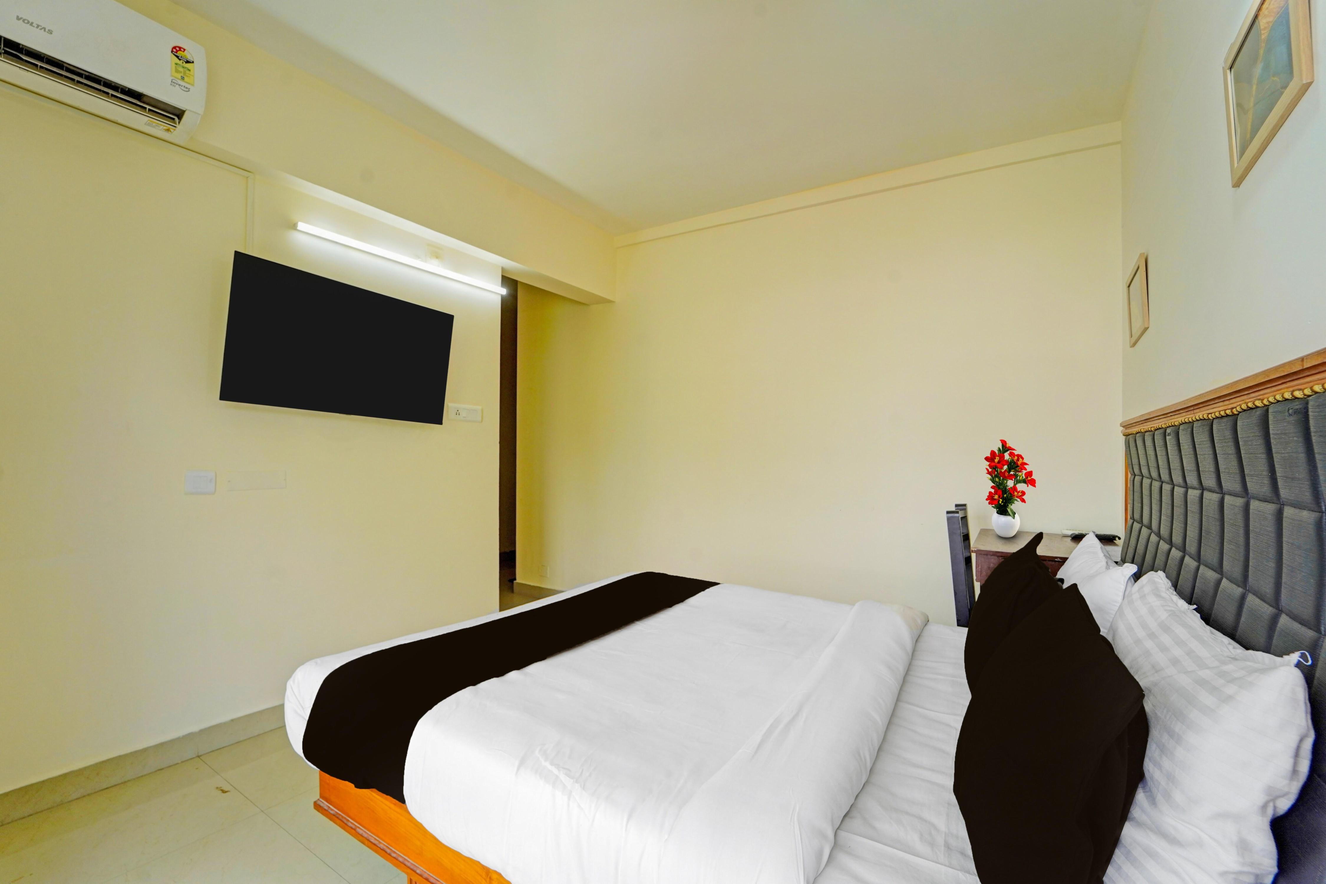 Hotel O Karyavattom Formerly Viswam Greenfield - Tap to explore photos