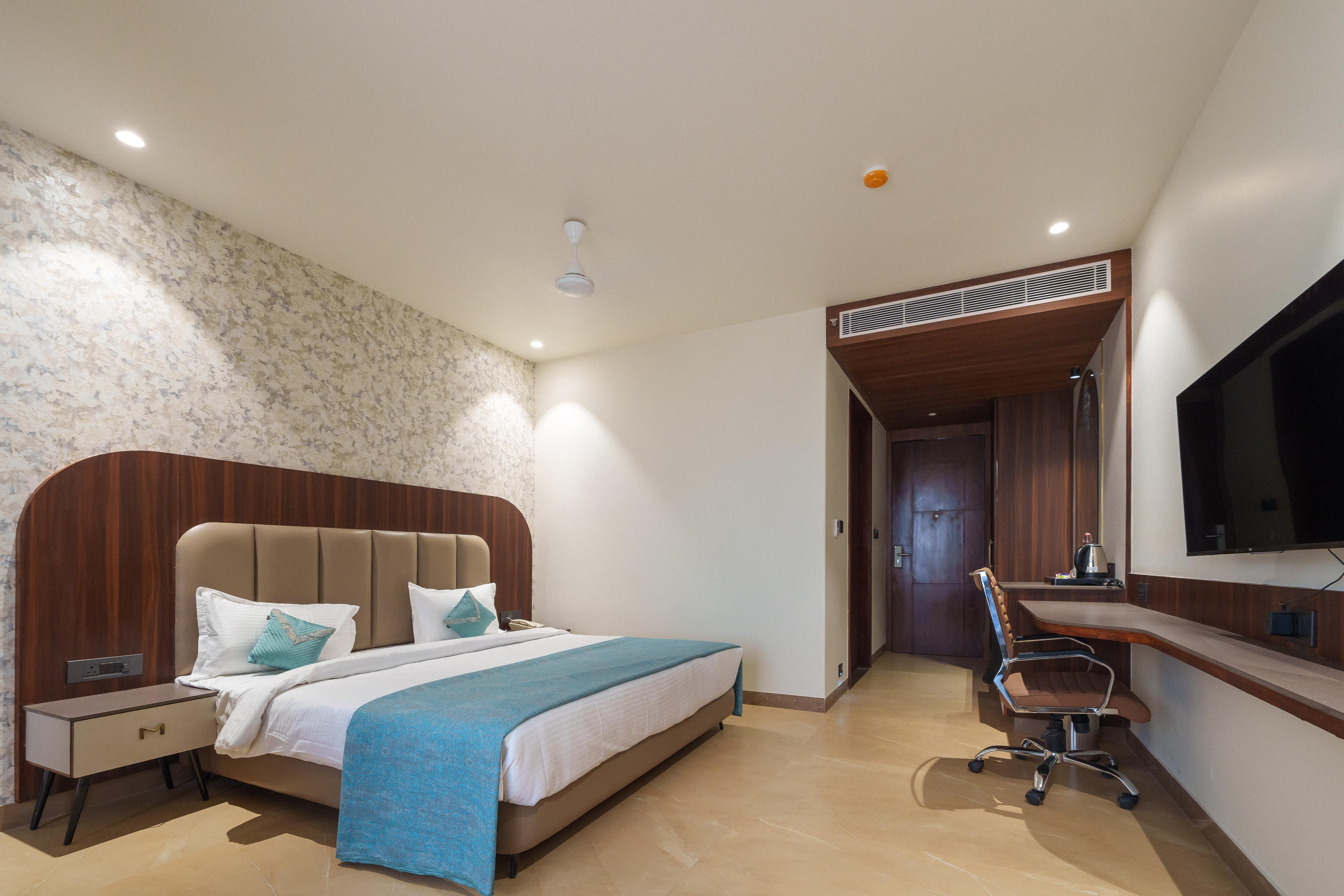 Hotel Meeravill Room Type - Suite Room
