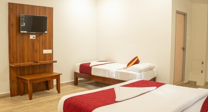 Hotel Sun Suites Room Type - Luxury Triple Room