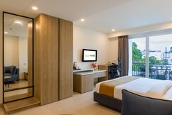 Limewood Signature - Golf Course Extension Road