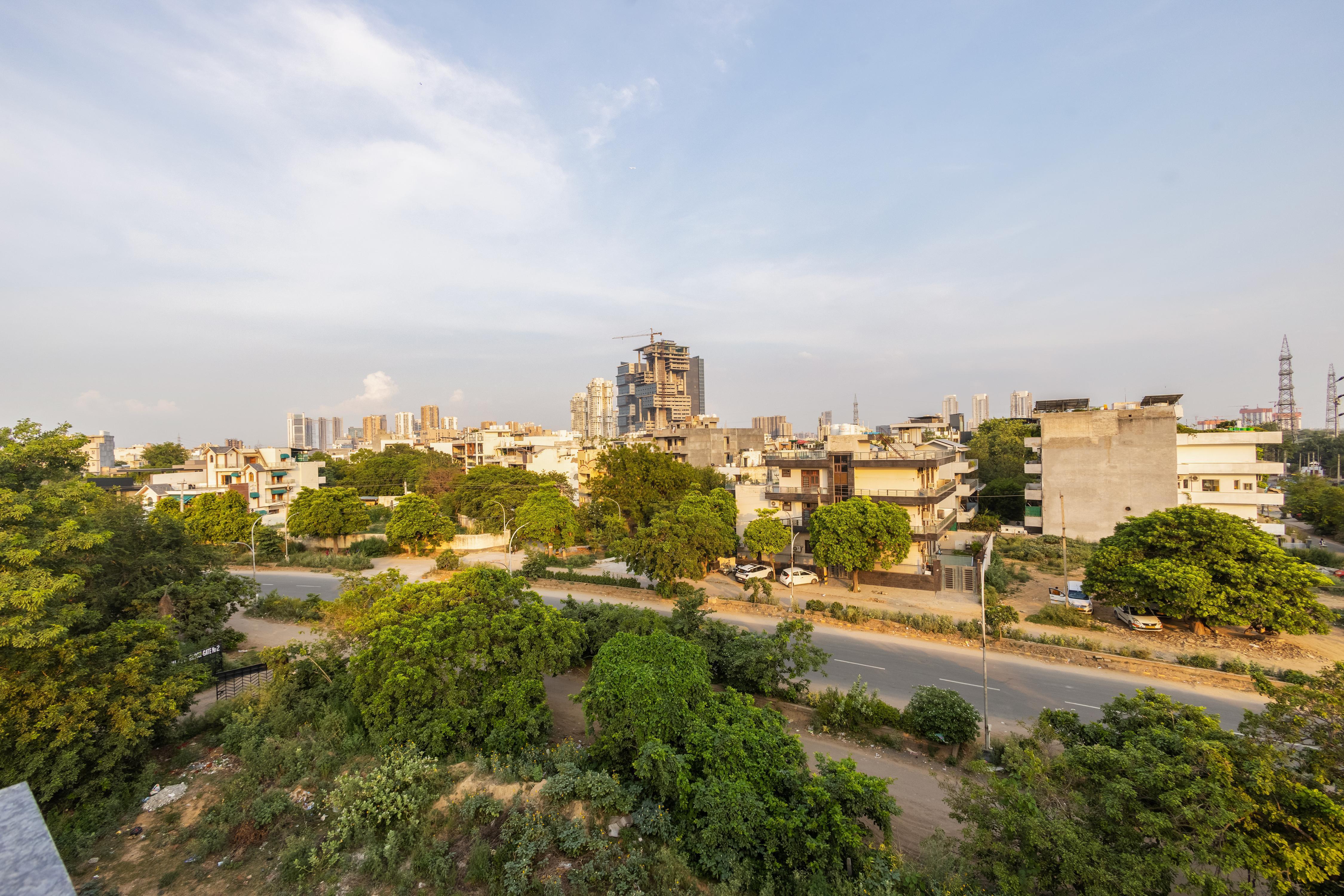 Limewood Signature - Golf Course Extension Road - Tap to explore photos