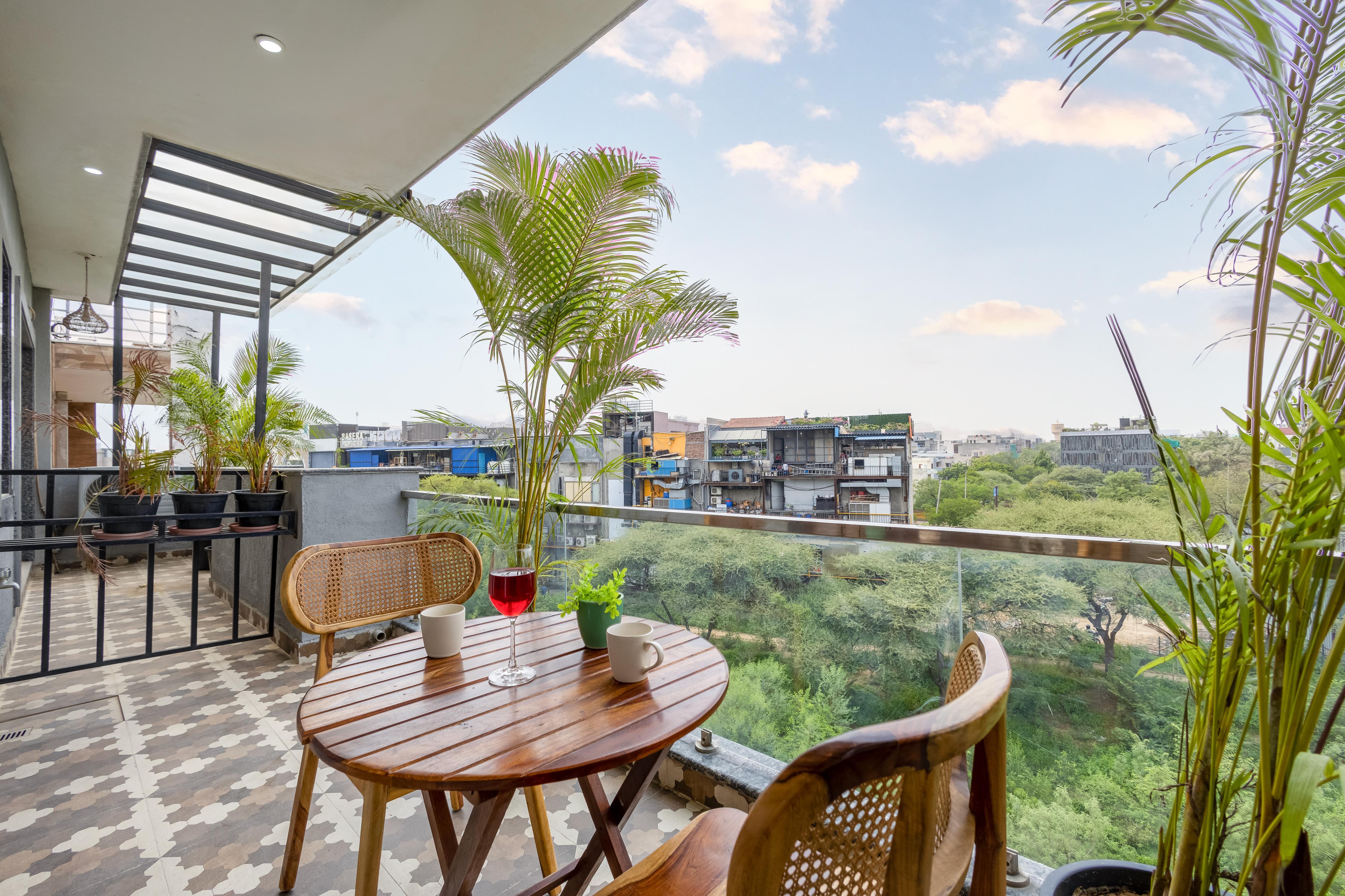 Acomo Stays By Zip - Golf Course Road - Tap to explore photos