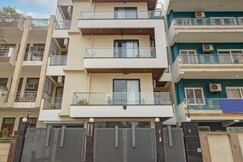 Golden Place 3 - Near Medanta Hospital