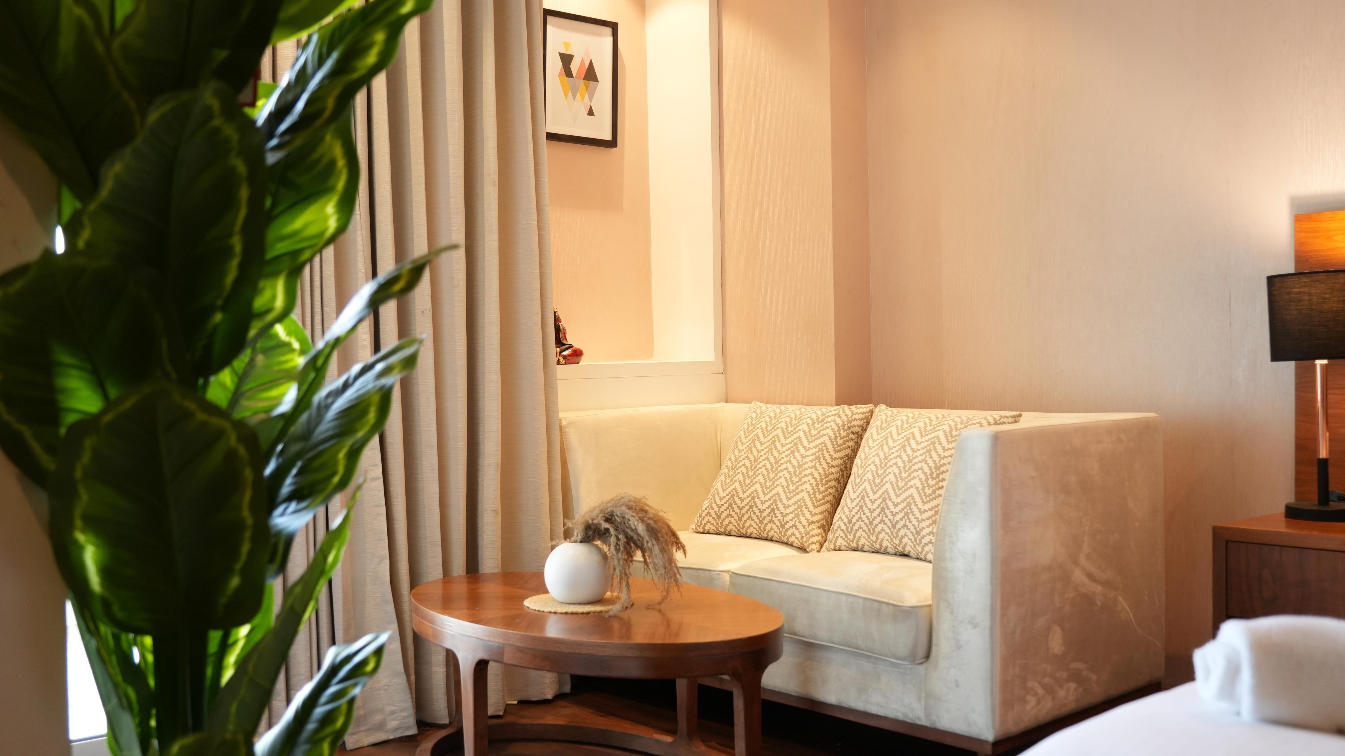 Boutique Stay w Private Jacuzzi | Belmore Hospitality - Tap to explore photos