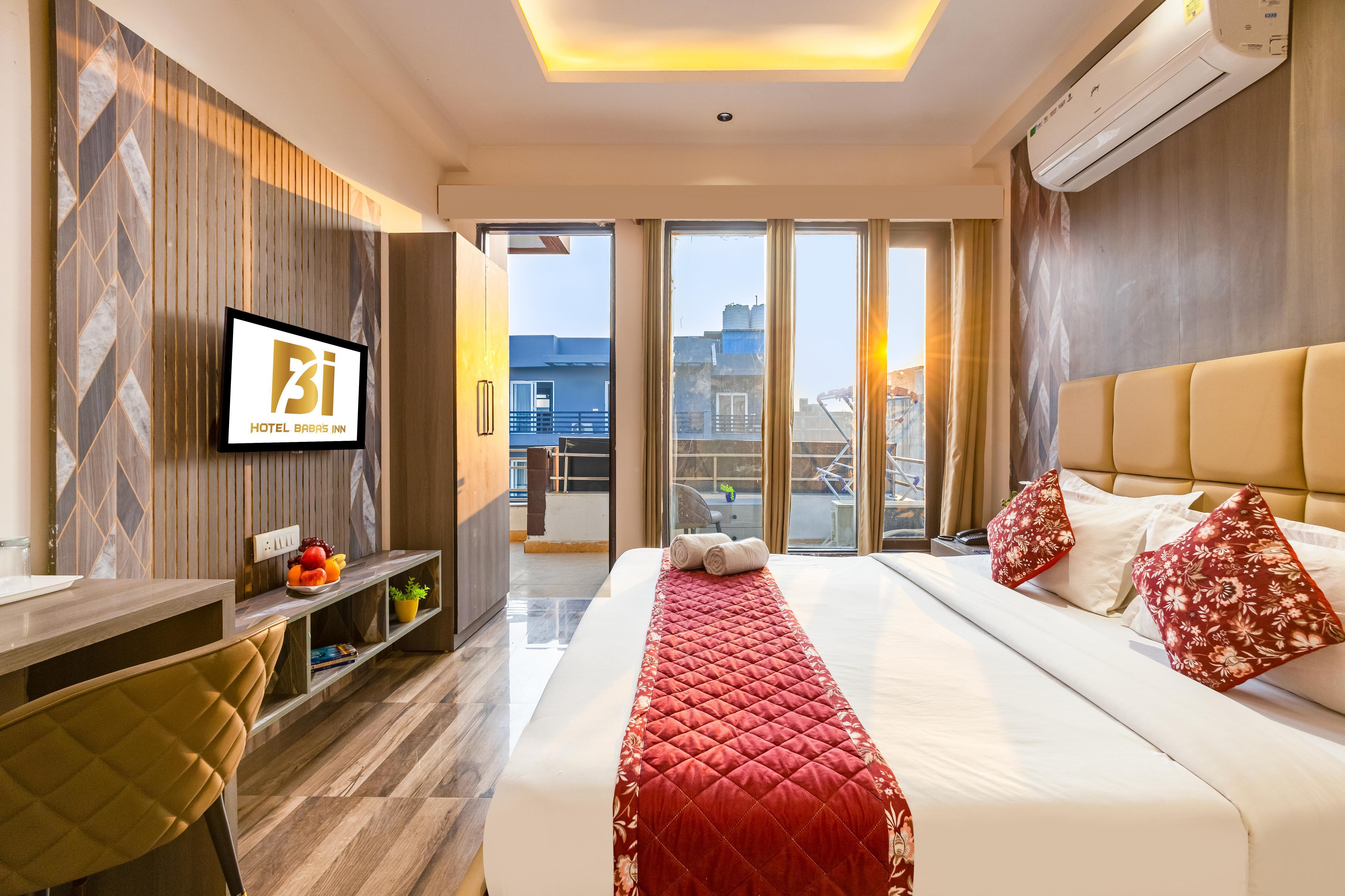 Hotel Baba's Inn - Near Medanta Hospital - Tap to explore photos