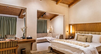 The Chestnut Grove Room Type - Attic Suite