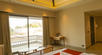 One Earth A Leopard Park, Jawai Room Type - King Classic with Balcony