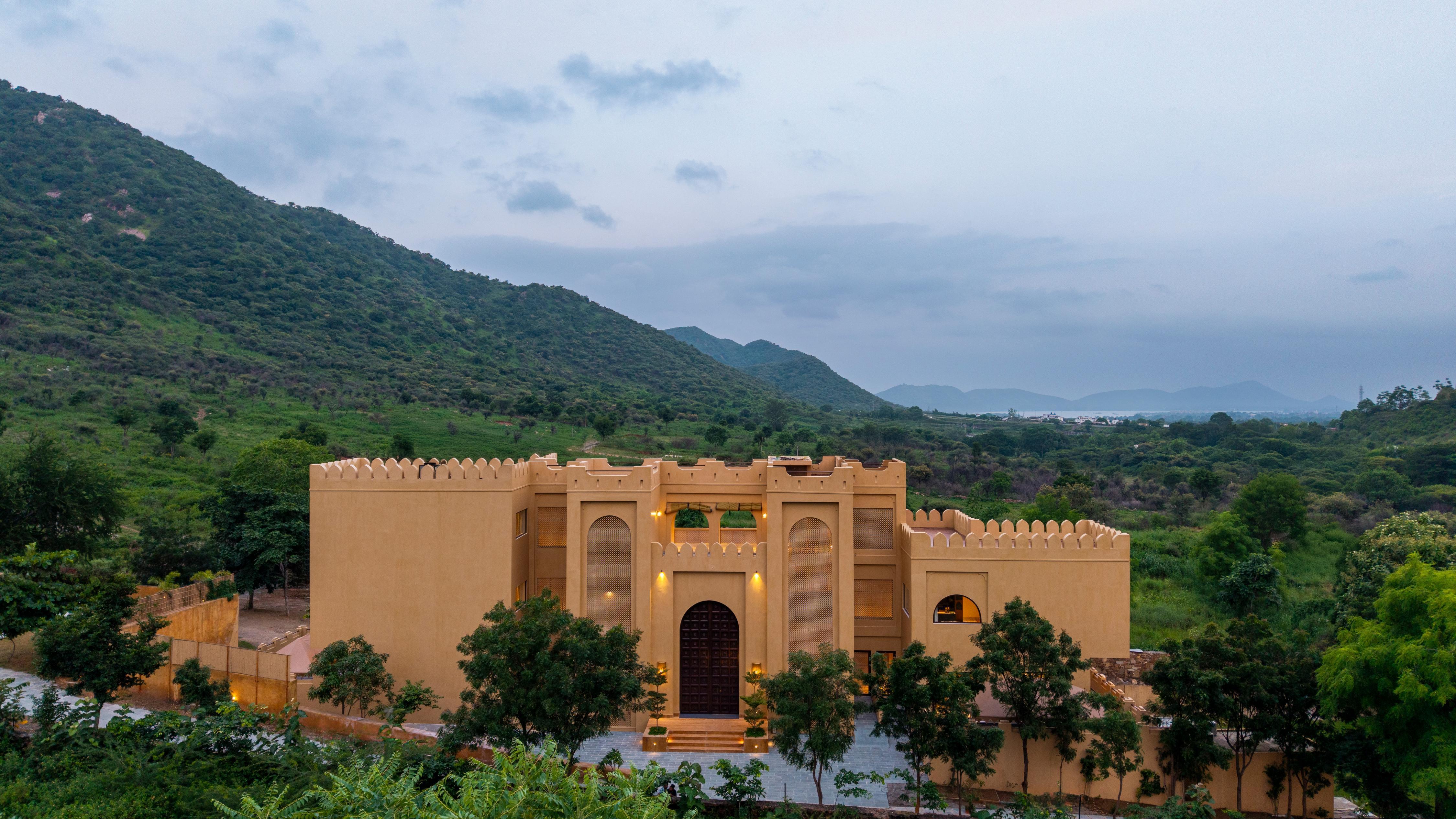 Dev Bagh Luxurious Private Suites