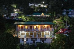 Alaya Stays Headingly Suites Lake-Facing 2 BHK Just Above Mall Road