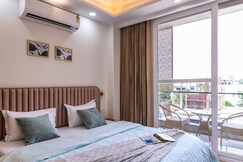 Zest.Living |1bhk Serviced Apt - Golf Couse Rd