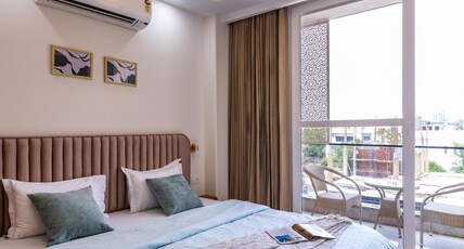 Zest.Living |1bhk Serviced Apt - Golf Couse Rd Room Type - 1bhk Serviced Apt