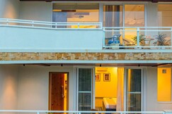 Alaya Stays Udgam Vilas | Serene 5-BHK Apartment With Lift