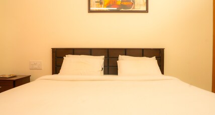 Grand Comfort Kalyan Nagar Room Type - Standard Room