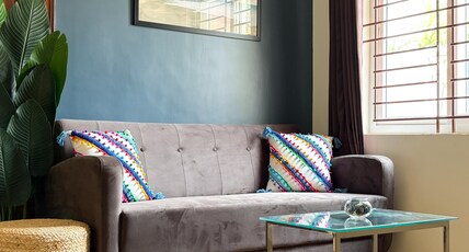Koramangala Premium 1 BHK Apartments near Forum Mall | Unreal Living Room Type - 302