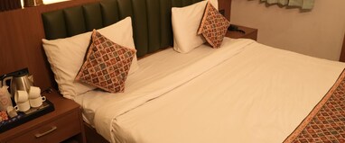 SANIDHYAM BY HOTEL SAHU NEAR KASHI VISHWANATH TEMPLE GATE