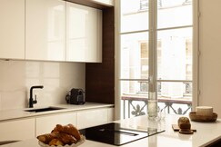 Elegant apartment - 2BR- 6P- Gare Saint Lazare