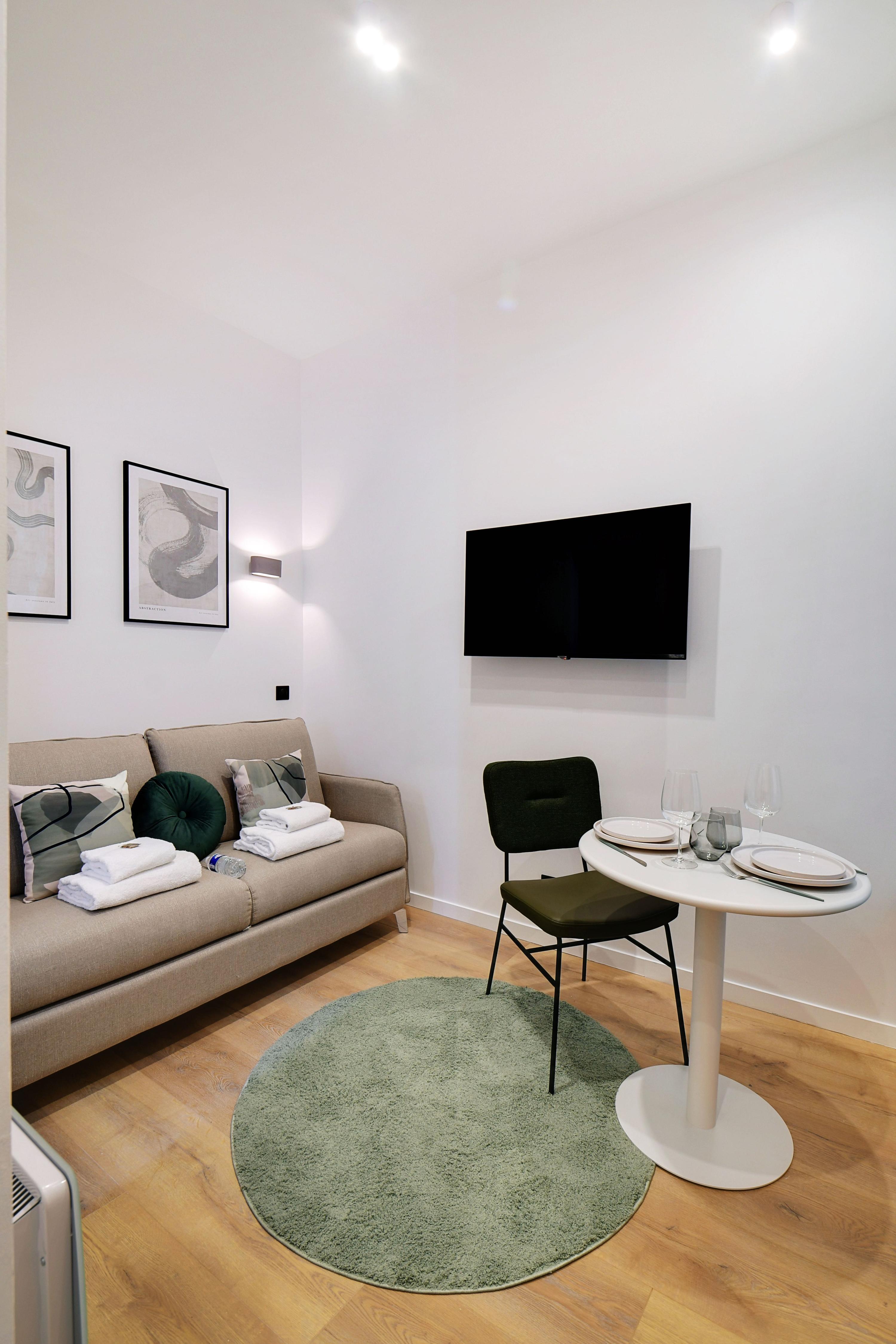 Attractive studio - 2P - Auteuil / Parc des Prince - Tap to explore photos