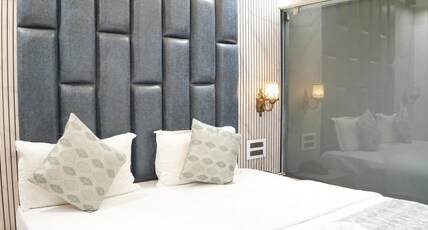 HOTEL BHAGYALAXMI LUXURY INN Room Type - Luxury Room with Balcony