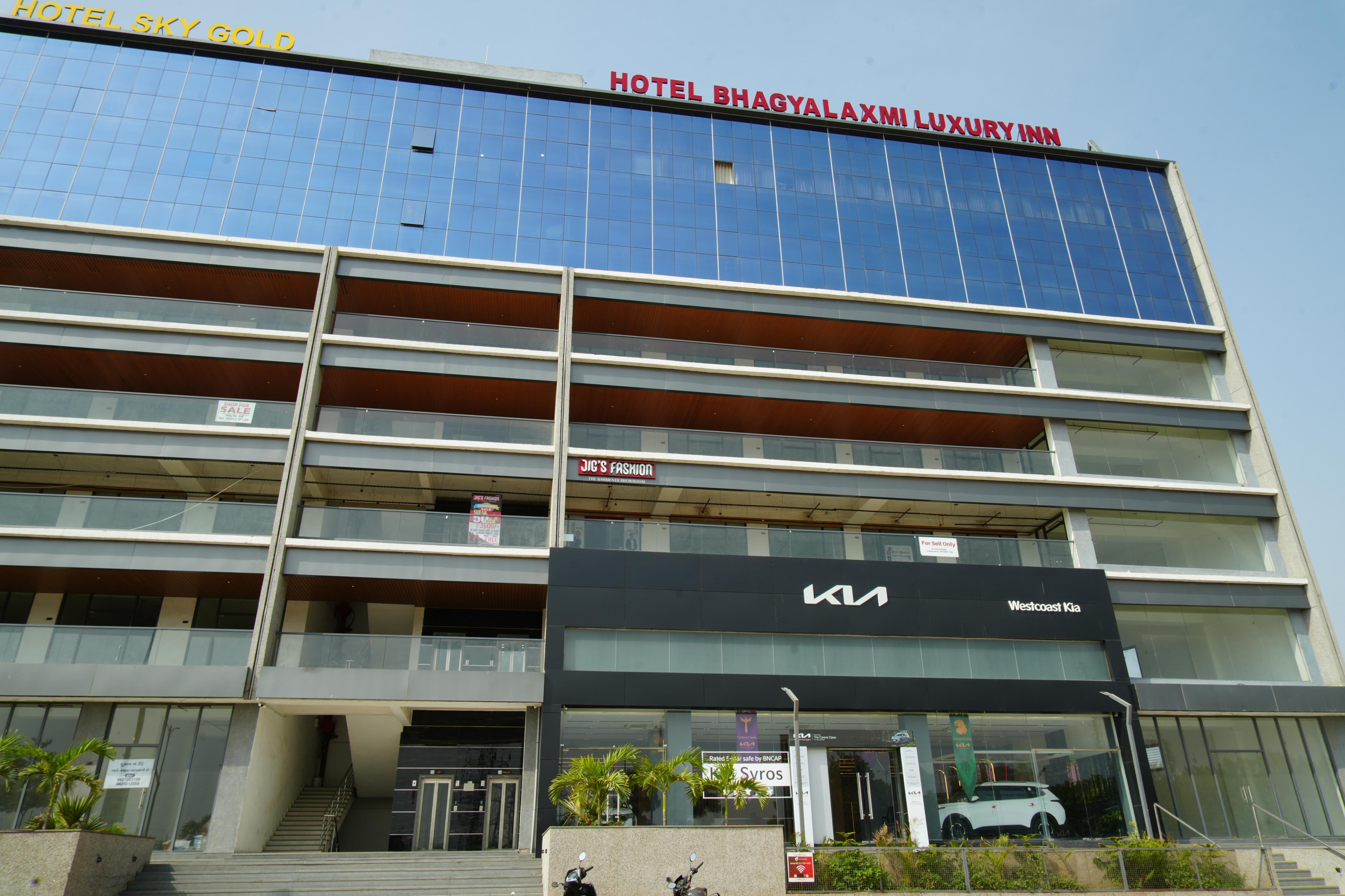 HOTEL BHAGYALAXMI LUXURY INN - Tap to explore photos