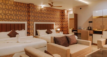 Refresh Inn and Suites  Room Type - Superior Quadruple Room