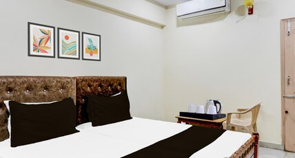 Super OYO Hotel O Proddatur Crossway Formerly Thallam Residency Room Type - Deluxe with Balcony Super OYO Hotel O Proddatur Crossway Formerly Thallam Residency Room Type - Deluxe with Balcony