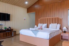 Rooms of Azure Lakeside Azure Resort A Private Pool Retreat