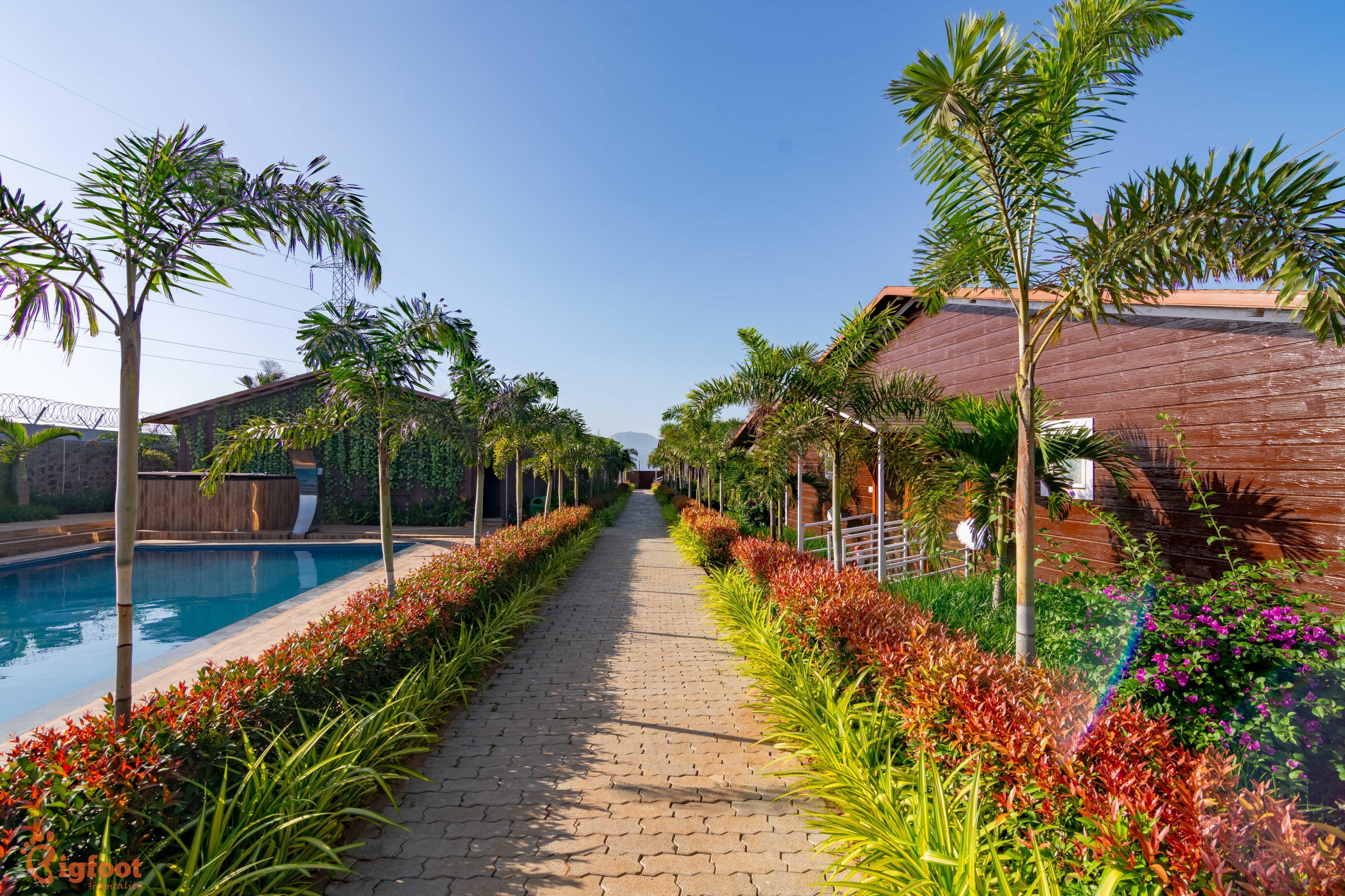 Azure Lakeside Azure Resort A Private Pool Retreat