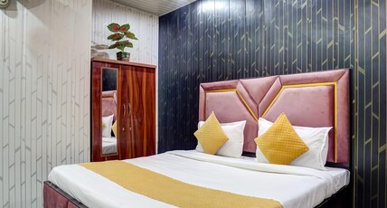 Anvit Residency Laxmi Nagar by The Arrow Room Type - Luxury Room