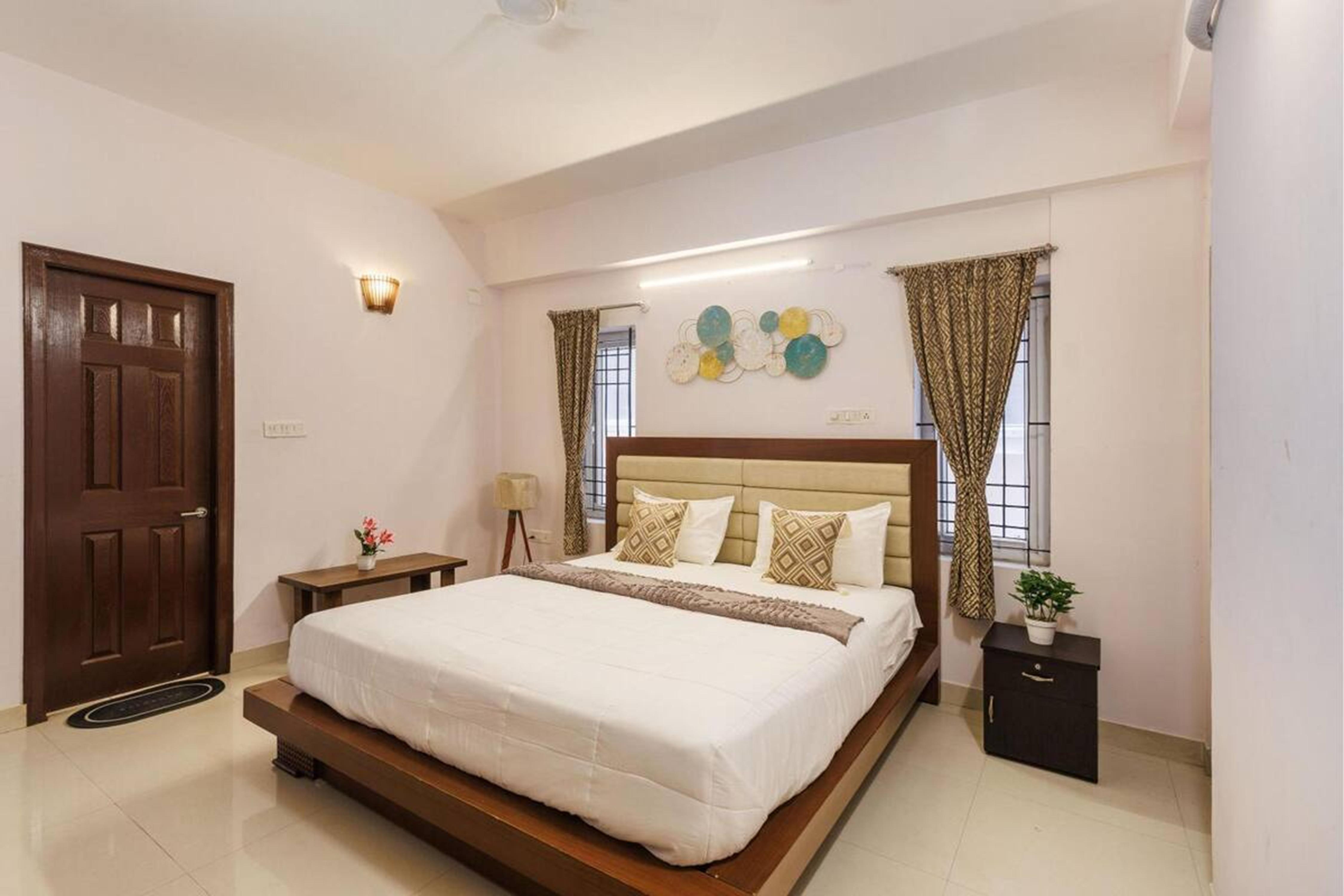 White Lotus Serviced Apartments By Orbit Hospitality - Tap to explore photos