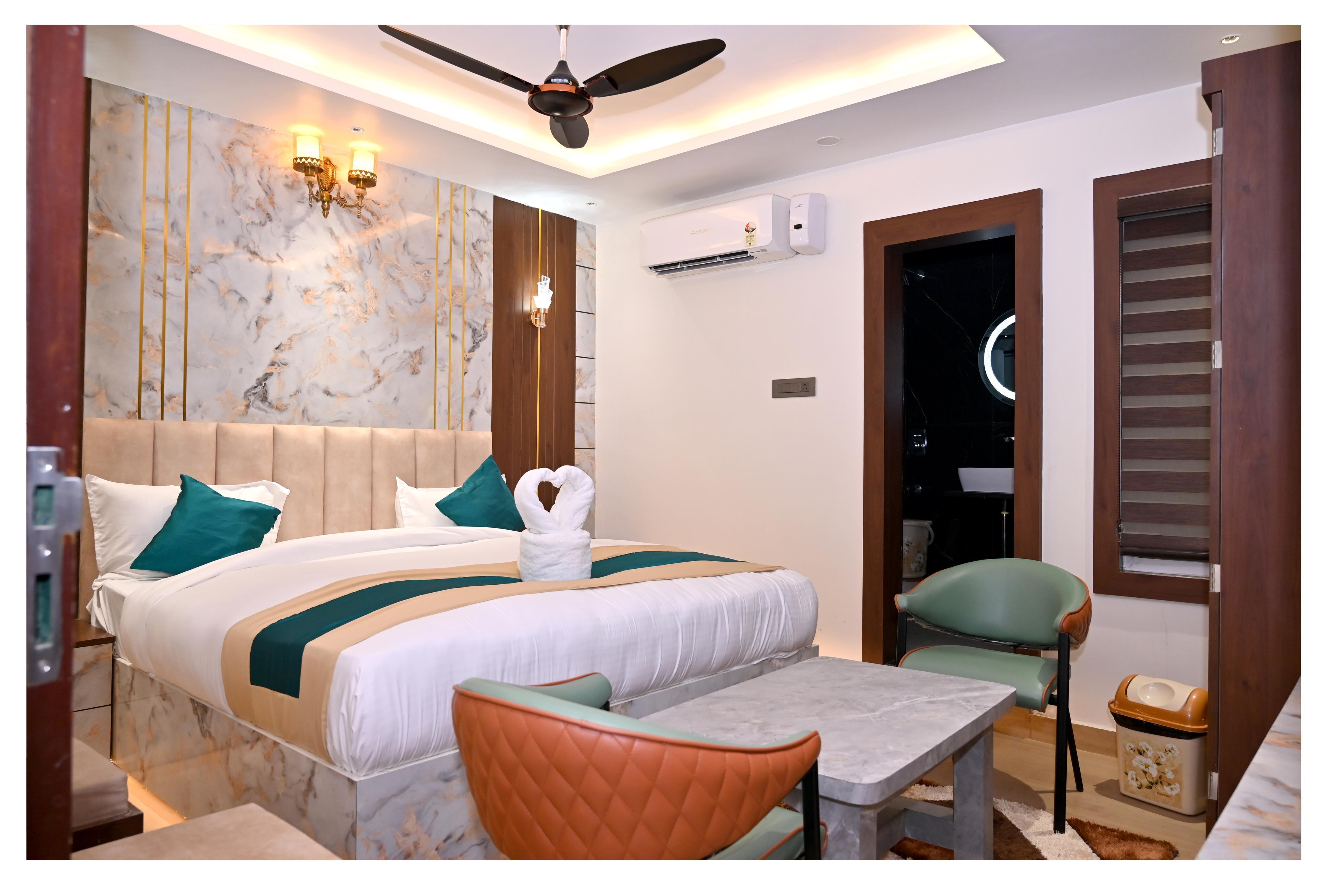 Hotel The Uday Palace Bhind Room Type - SUPER DELUXE