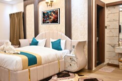 Hotel The Uday Palace Bhind