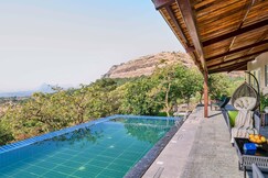 SaffronStays Blissfort