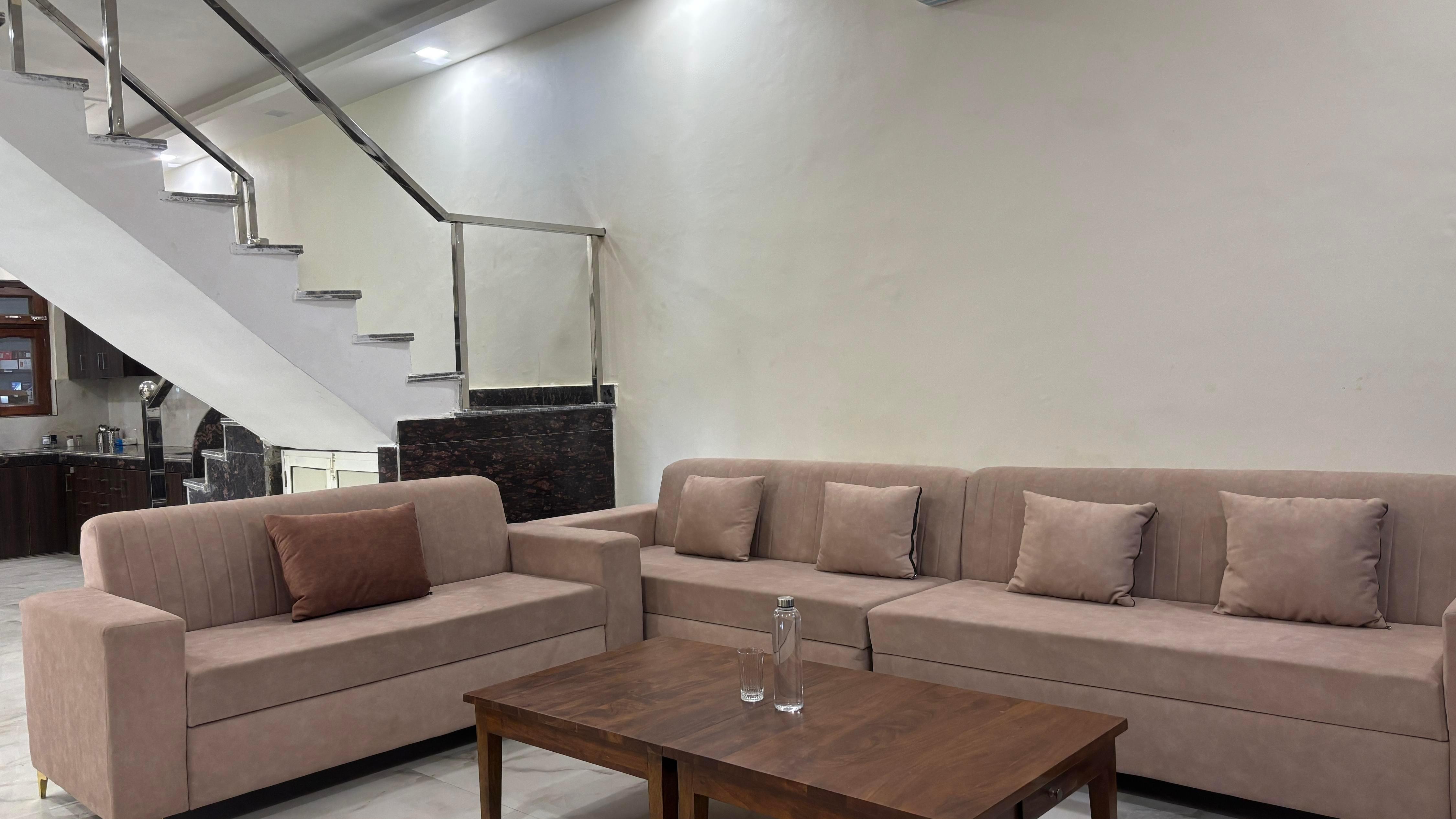 Sawariya Farm- 4BHK with Pool - Tap to explore photos