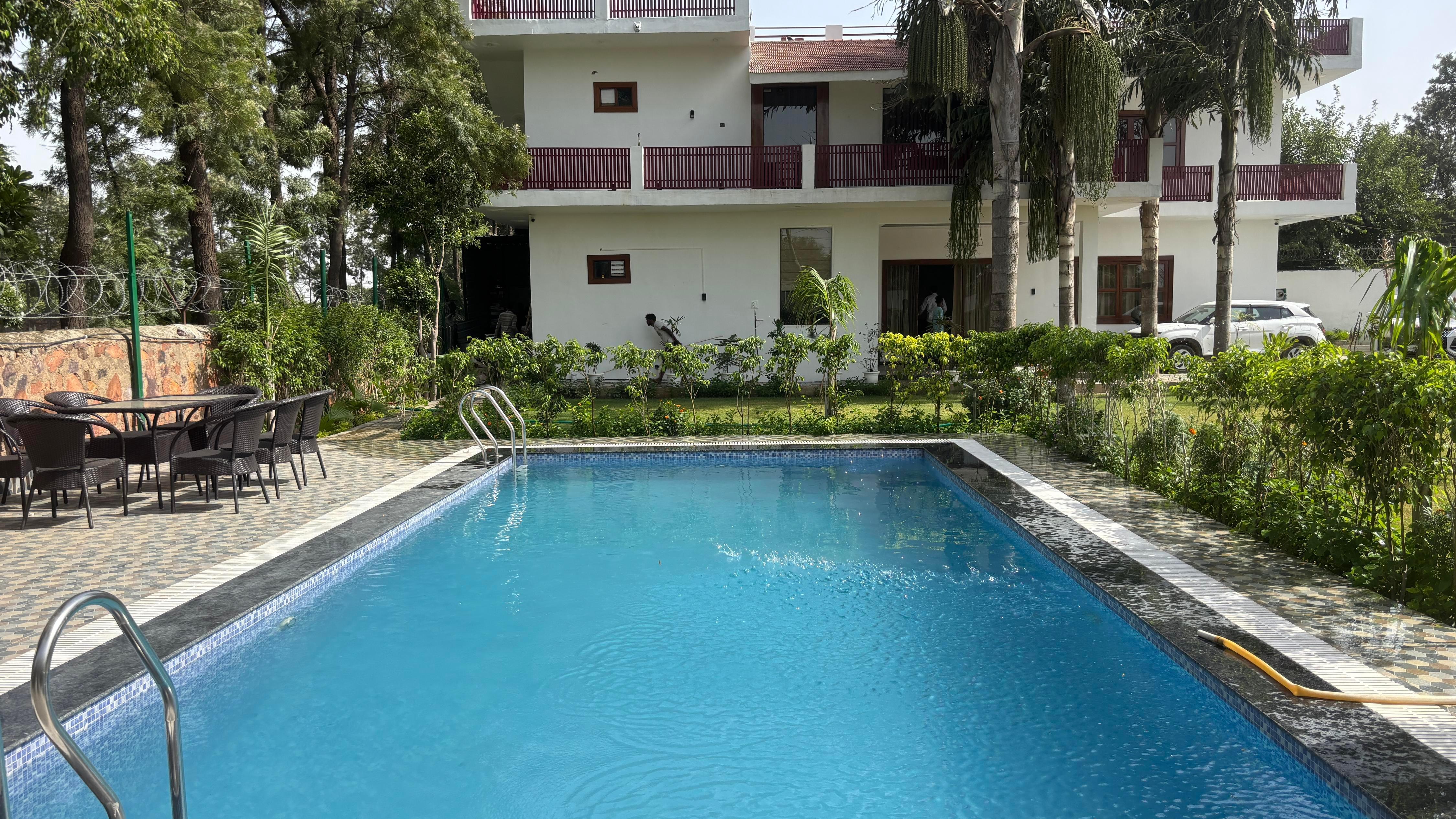 Sawariya Farm- 4BHK with Pool