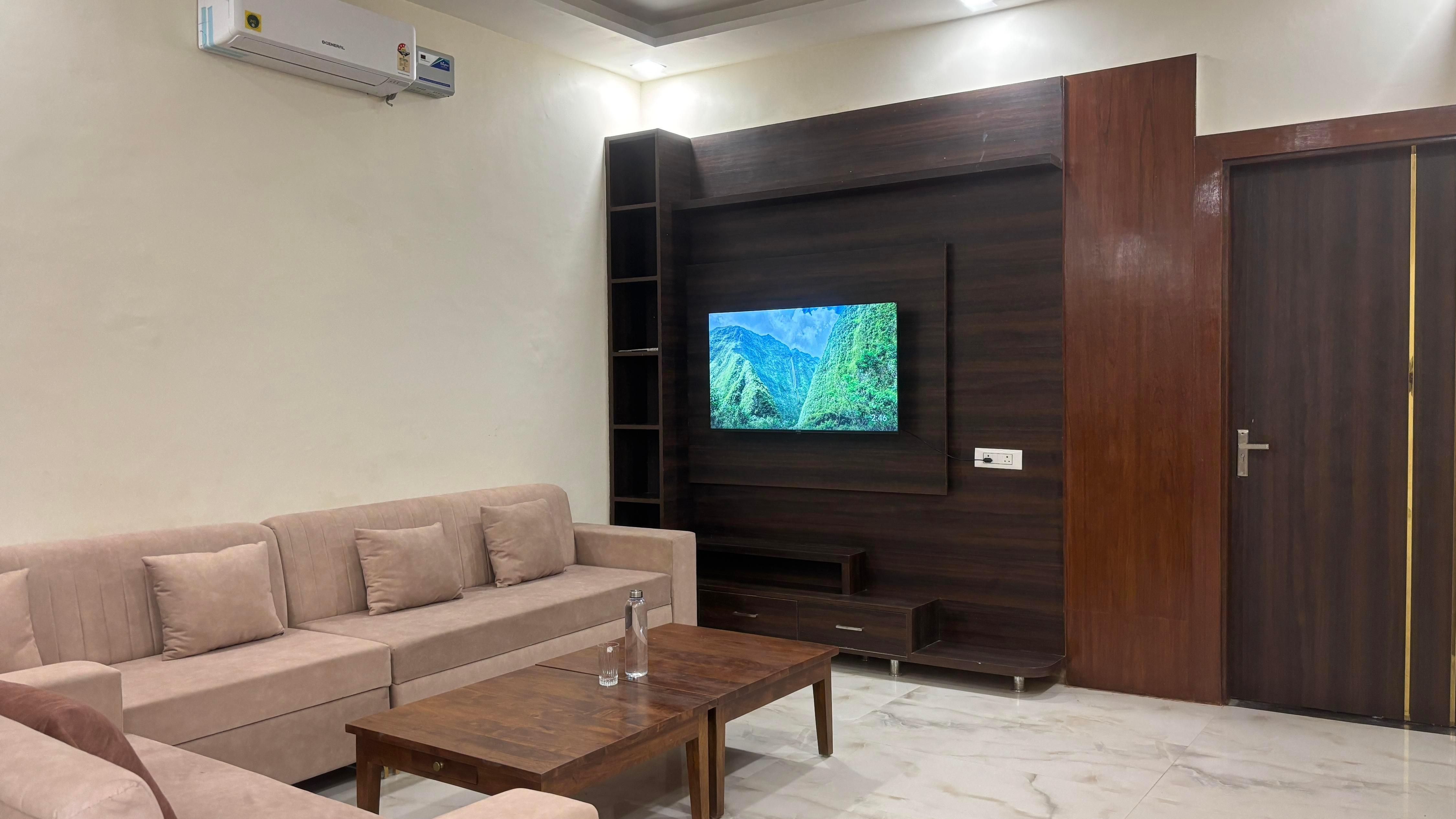 Sawariya Farm- 4BHK with Pool - Tap to explore photos