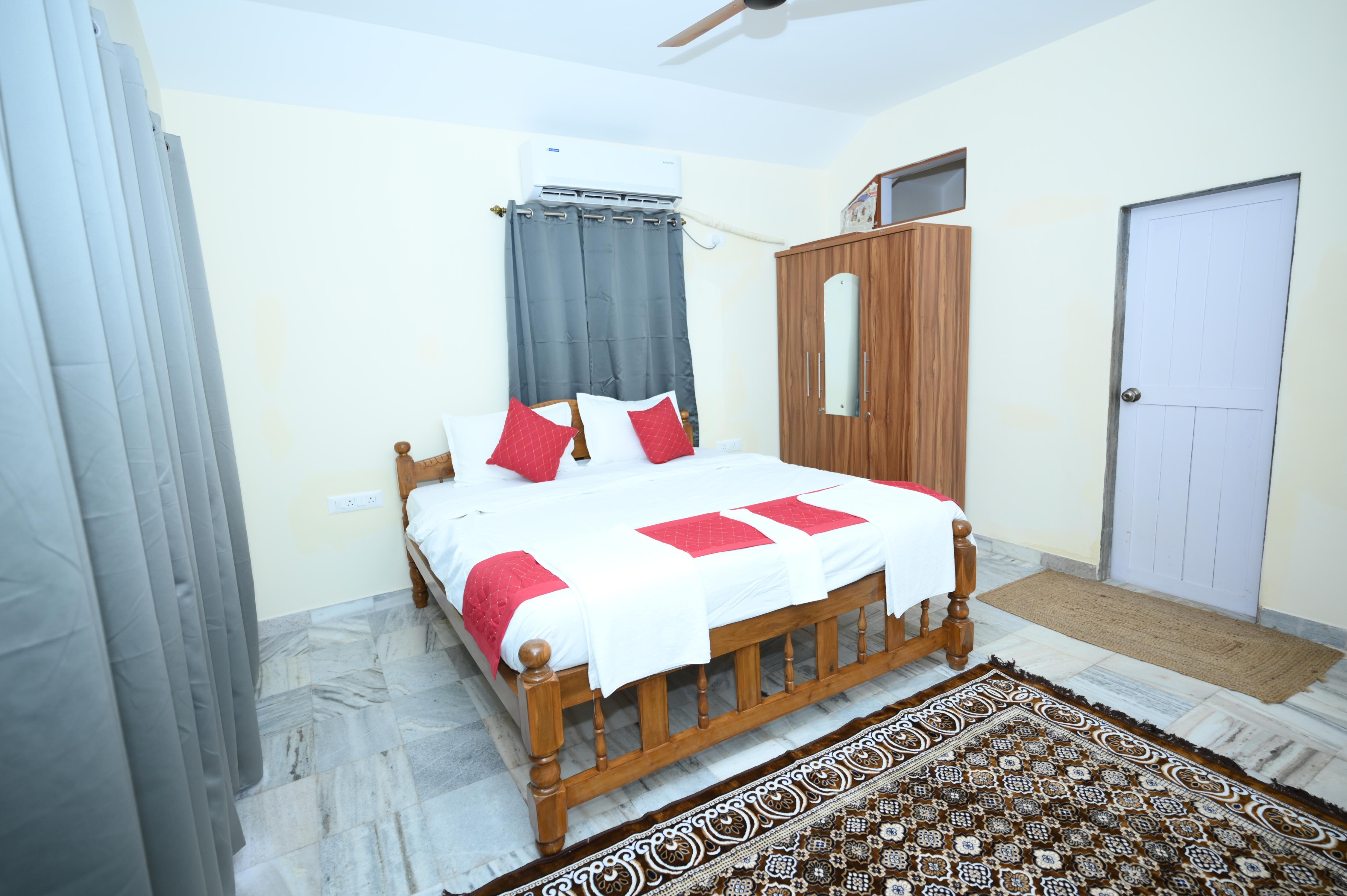 Sky's Heaven 2 Bhk Cozy apartment- Benaulim - Tap to explore photos