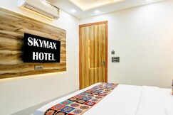 Photos of Skymax Hotel Rohini