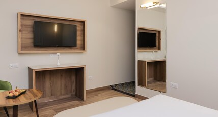 Ecko City Center, Rishikesh - 900mtrs from Triveni Ghat Room Type - Deluxe room with City View