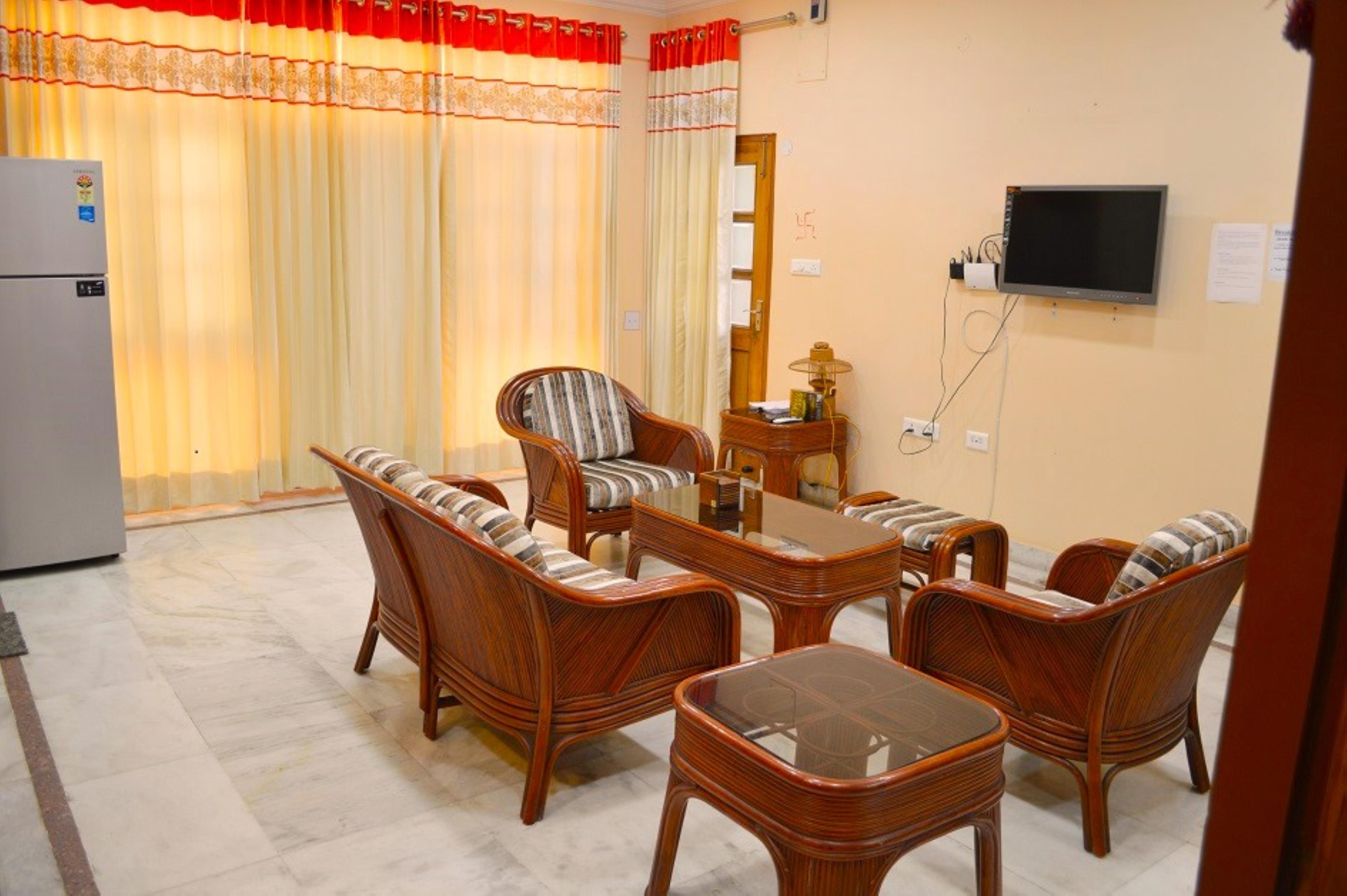 Two BHK Executive Suite SA5 with 2 Bedrooms, Mod. Kitchen, 2 Bathrooms, Living room - Tap to explore photos
