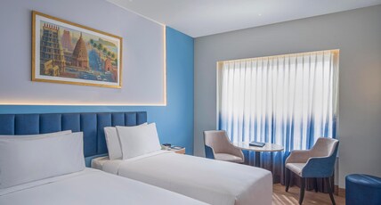 Sarovar Portico Sriperumbudur Room Type - Deluxe Twin Pool Facing