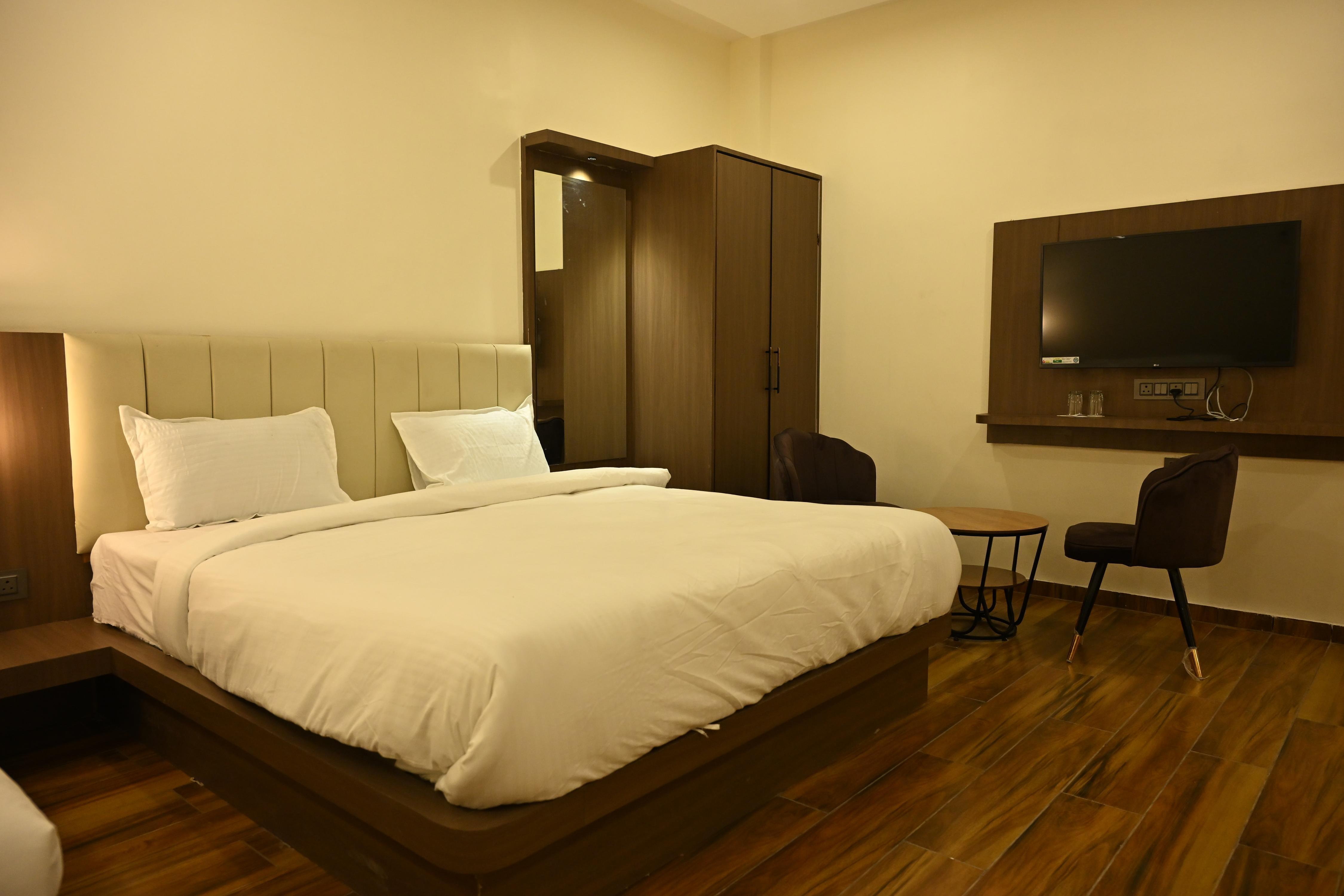 Rooms of JAI SUDHA IMPERIAL