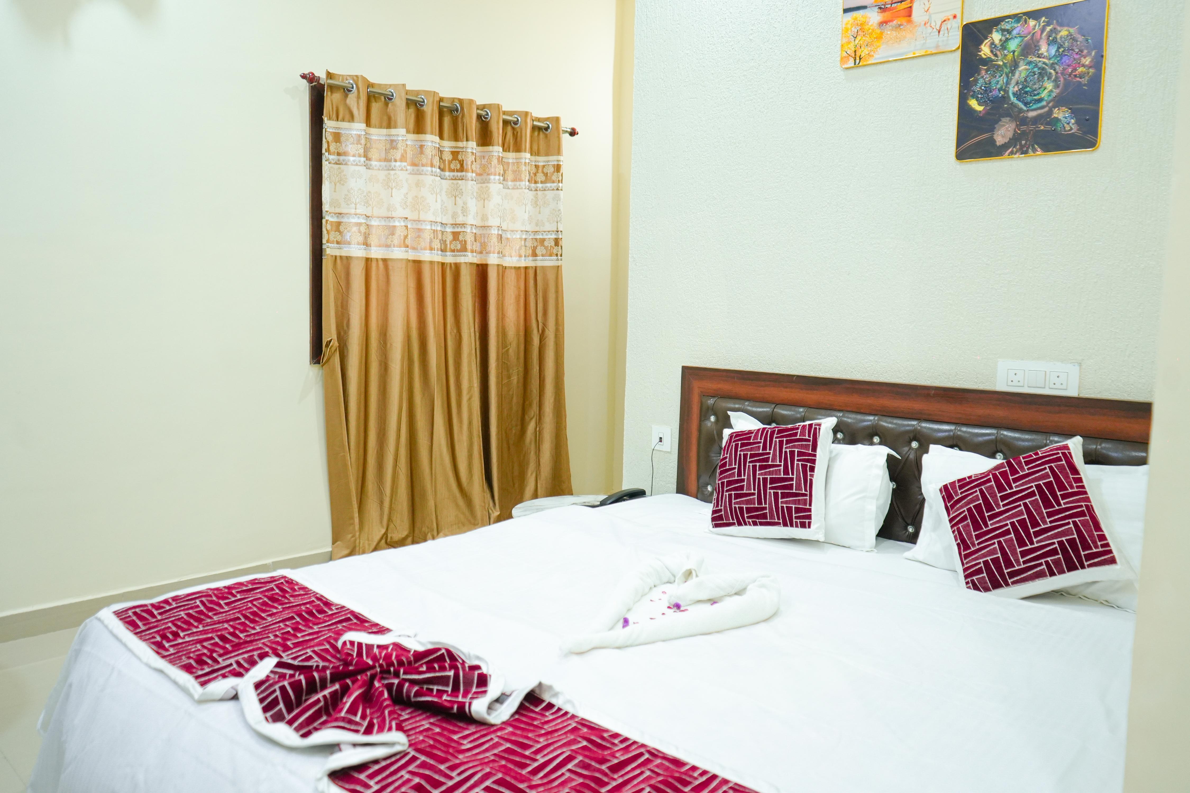 Hotel Adarsh | Near Saguna More Room Type - Executive Room