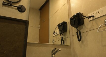 Hotel Sahana Grand Room Type - Executive Twin Room
