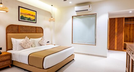 ARK Lake Resort Room Type - TERRA LAKE VIEW EXECUTIVE WITH BATH TUB