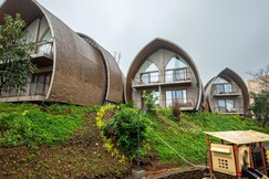 ARK Lake Resort