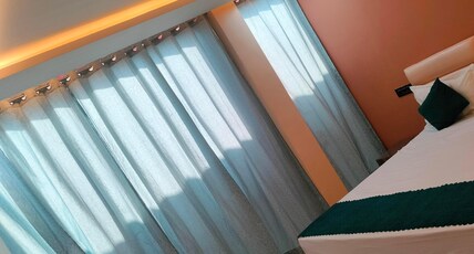 HOTEL HM GRAND Room Type - DELUXE AC ROOM WITH LIFT