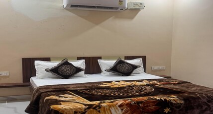 Hotel Green Leaf Room Type - Standard Double Room