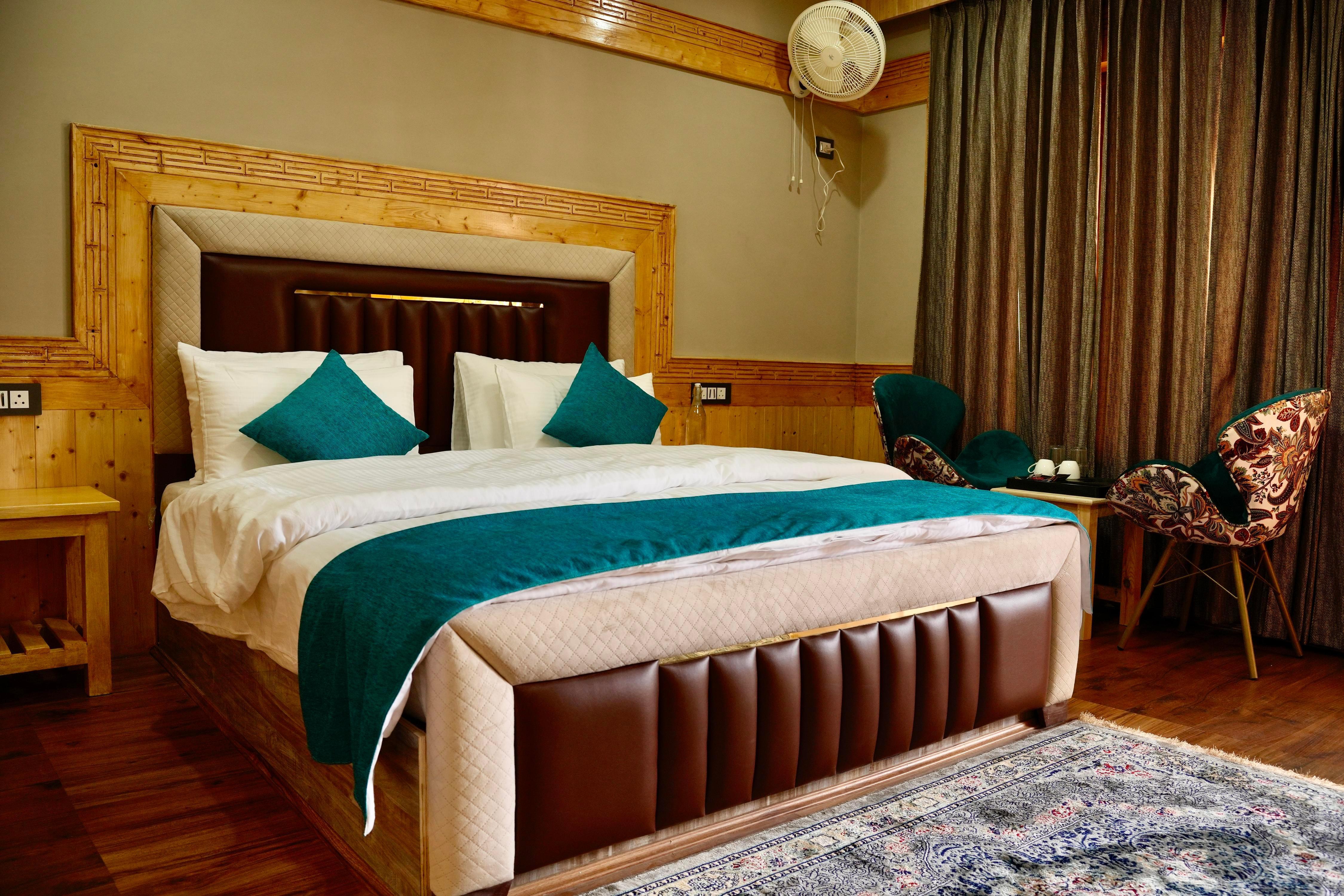 Lavender House Sumoor  Room Type - Deluxe Room